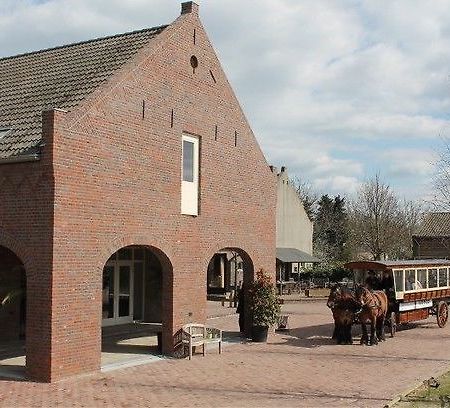 Hotel Herberg De Lindehoeve Grubbenvorst 외부 사진